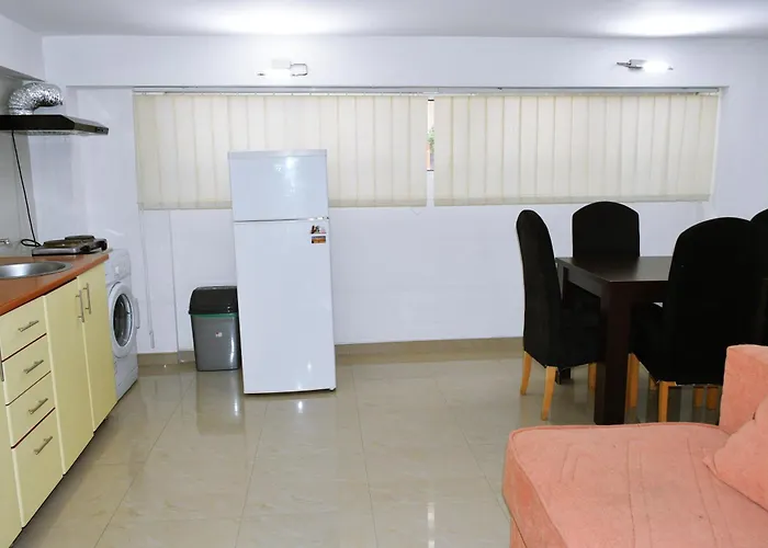 Sweet Basement Suteren Parking 5 Euro * Skopje