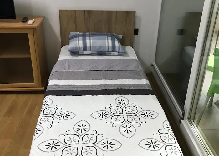 Appartement Sweet Basement Suteren Parking 5 Euro Skopje