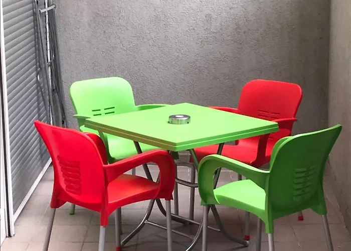 Sweet Basement Suteren Parking 5 Euro Appartement Skopje