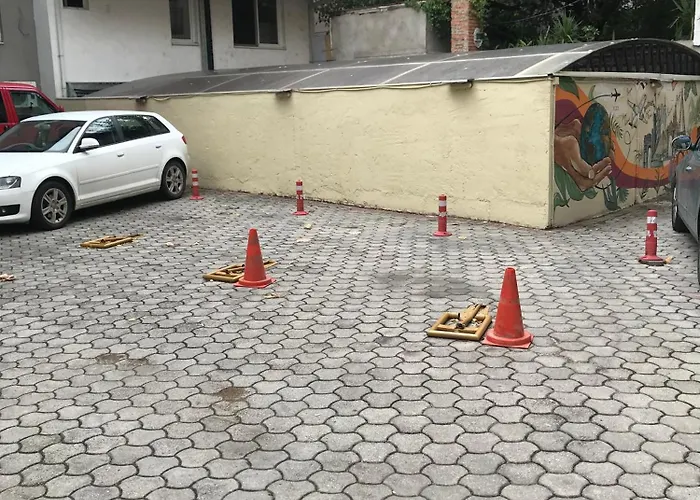 Appartement Sweet Basement Suteren Parking 5 Euro Skopje